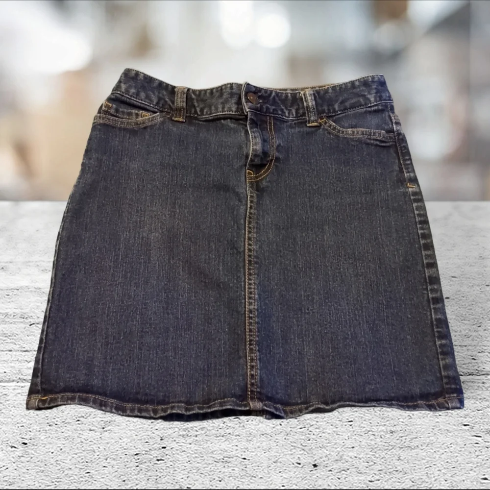 Tommy Hilfiger short denim skirt size 2 - Picture 1 of 13